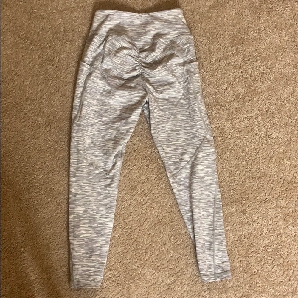 Grey Booty Scrunch Leggings